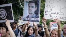 WikiLeaks and Assange lawyer decides not to represent Snowden, claims his “whereabouts are unknown” Featured Image