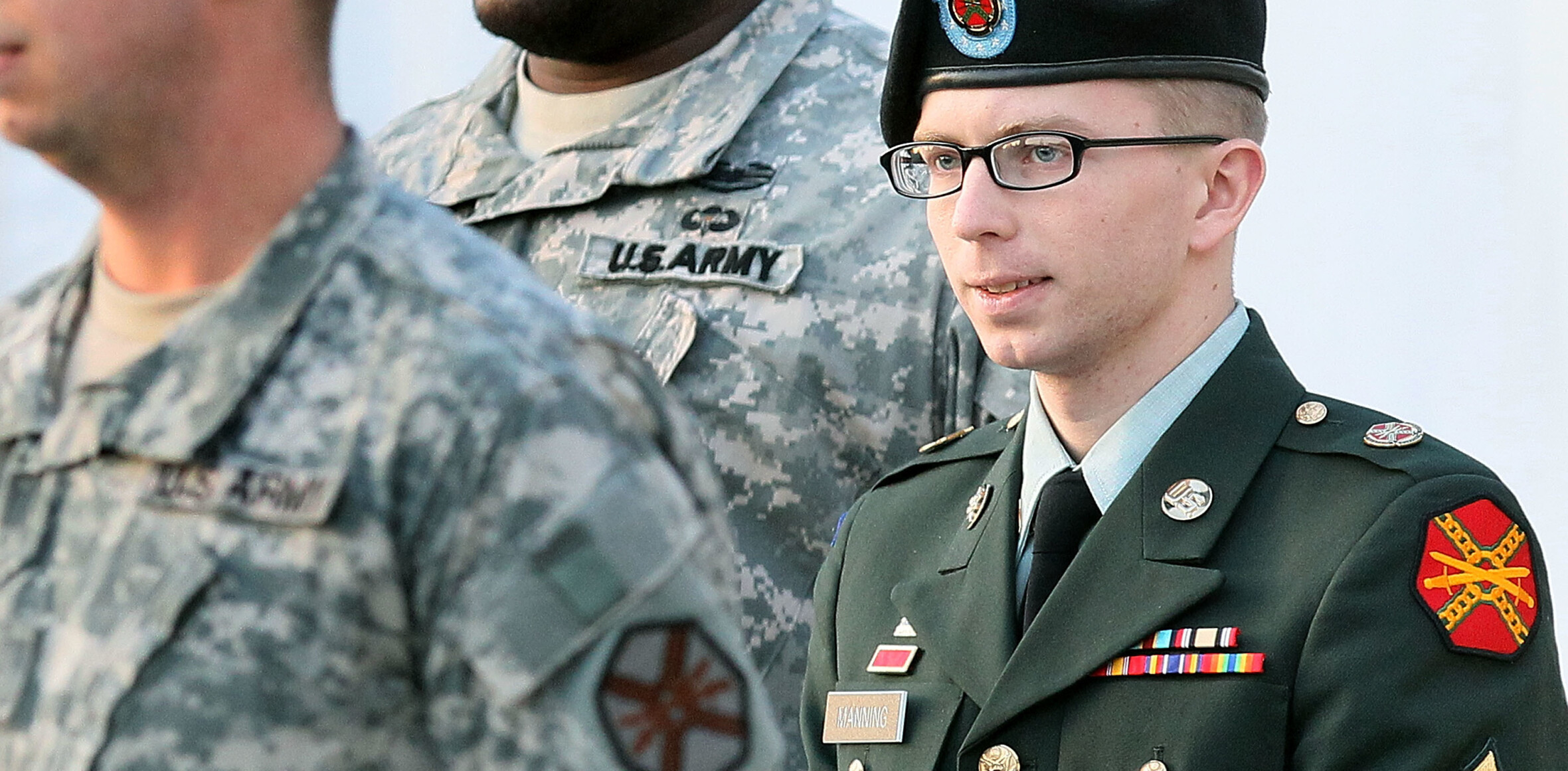 Bradley Manning sentenced to 35 years in prison after giving government documents to Wikileaks