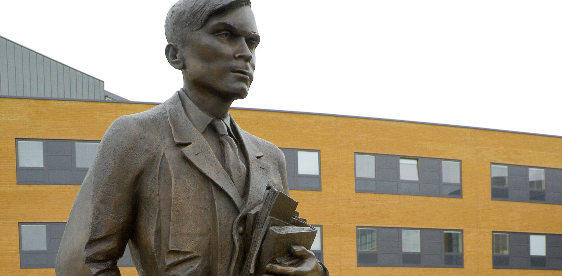 Queen Elizabeth pardons computer science pioneer Alan Turing of ‘gross indecency’ conviction