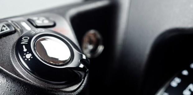 Eyefi links up with Best Buy for Wi-Fi card-cloud deal