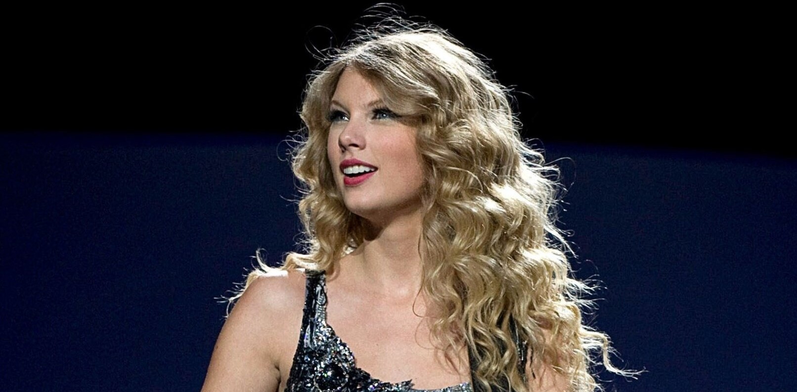 Apple responds to Taylor Swift’s open letter, promises to pay royalties during free trial