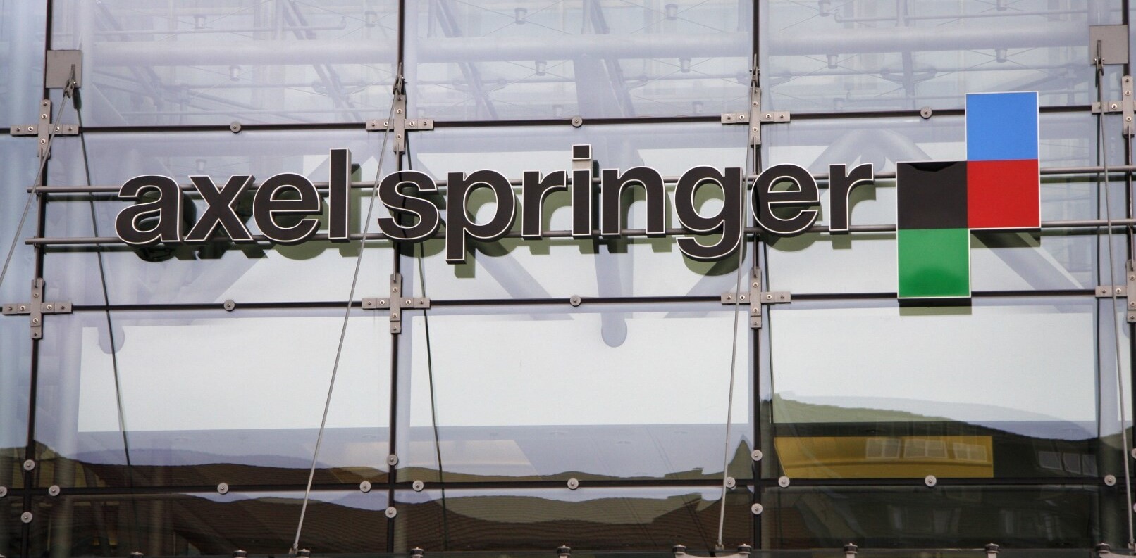 Axel Springer acquires Business Insider for $442m