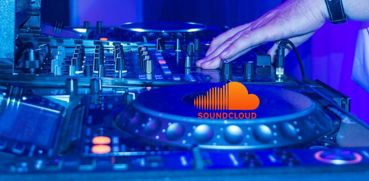 DJs can soon play live sets directly from SoundCloud