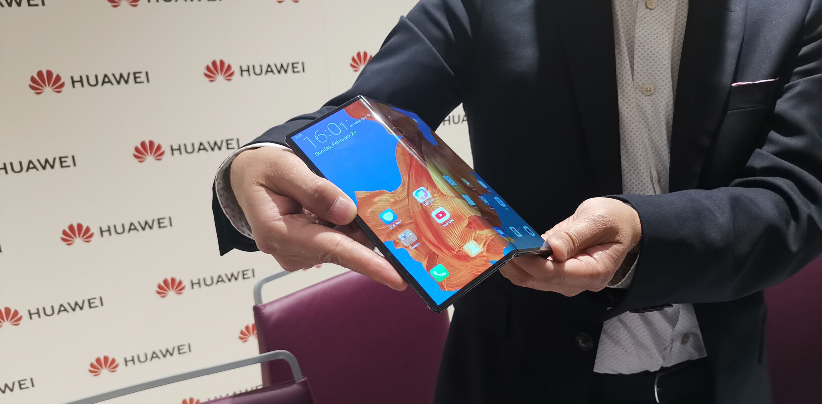 First look at the Huawei Mate X: attractive, powerful, and unspeakably pricey