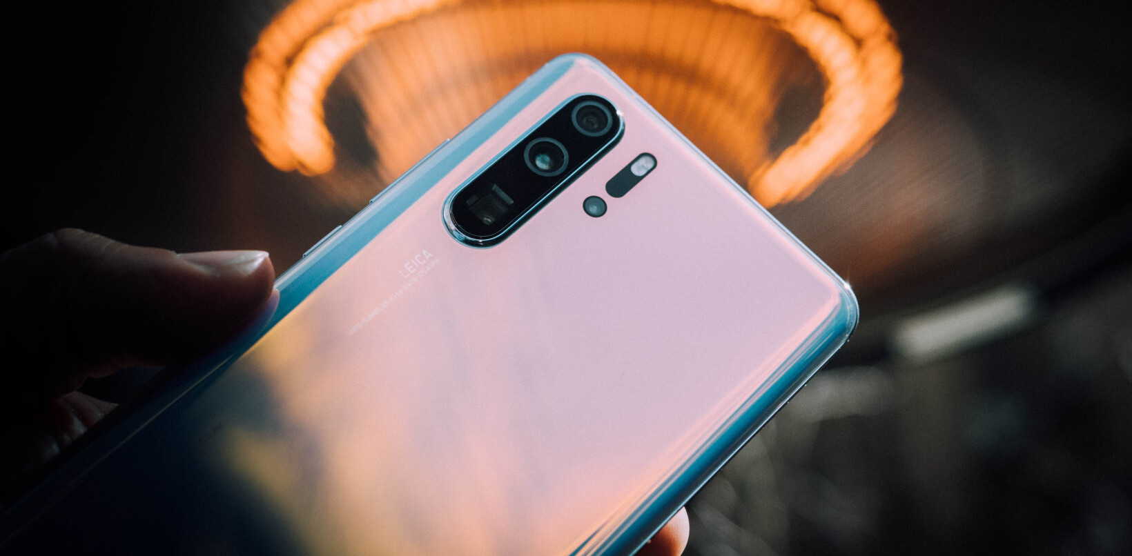 Watch Huawei’s P30 Pro (and its crazy periscope camera) get taken apart