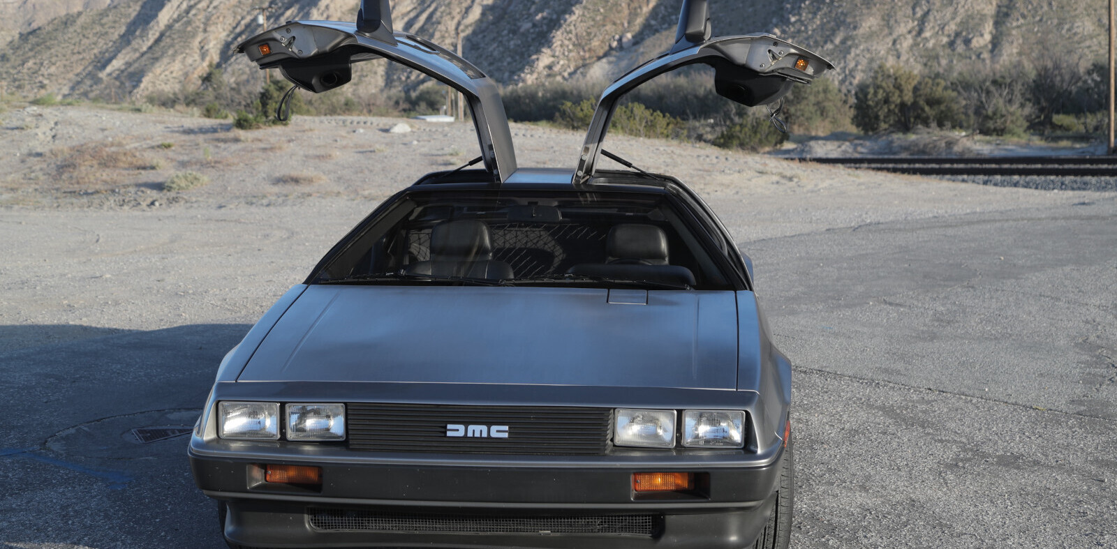 The true, cocaine-fueled story behind Back to the Future’s time-traveling DeLorean