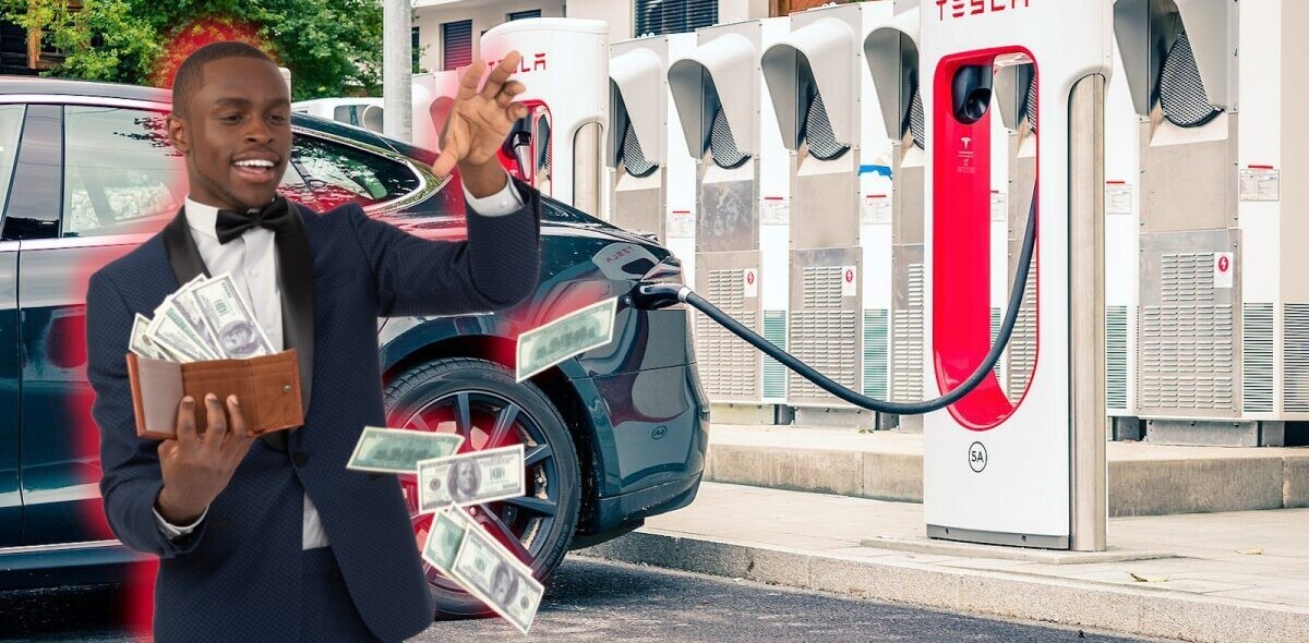 Bug or feature? New Tesla Superchargers charge other brands’ EVs for free