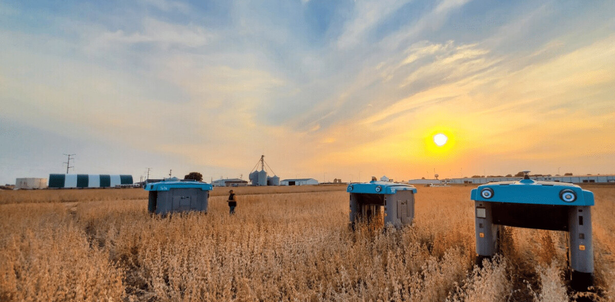 Alphabet X has built a ‘plant buggy’ — a cute AI farmer