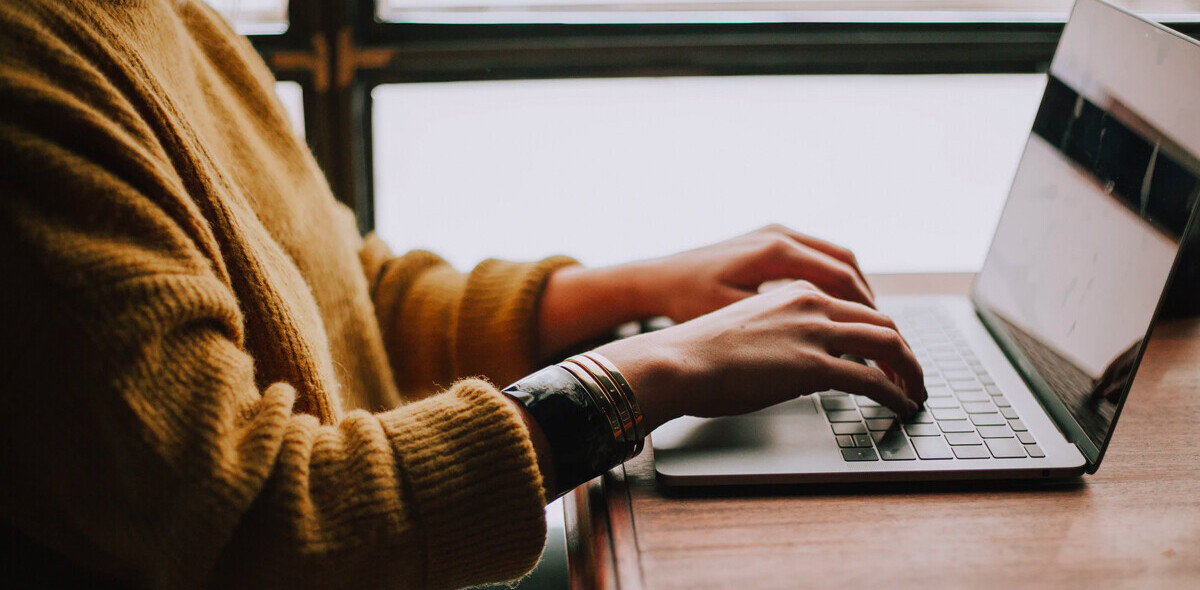 How to manipulate date and time in JavaScript