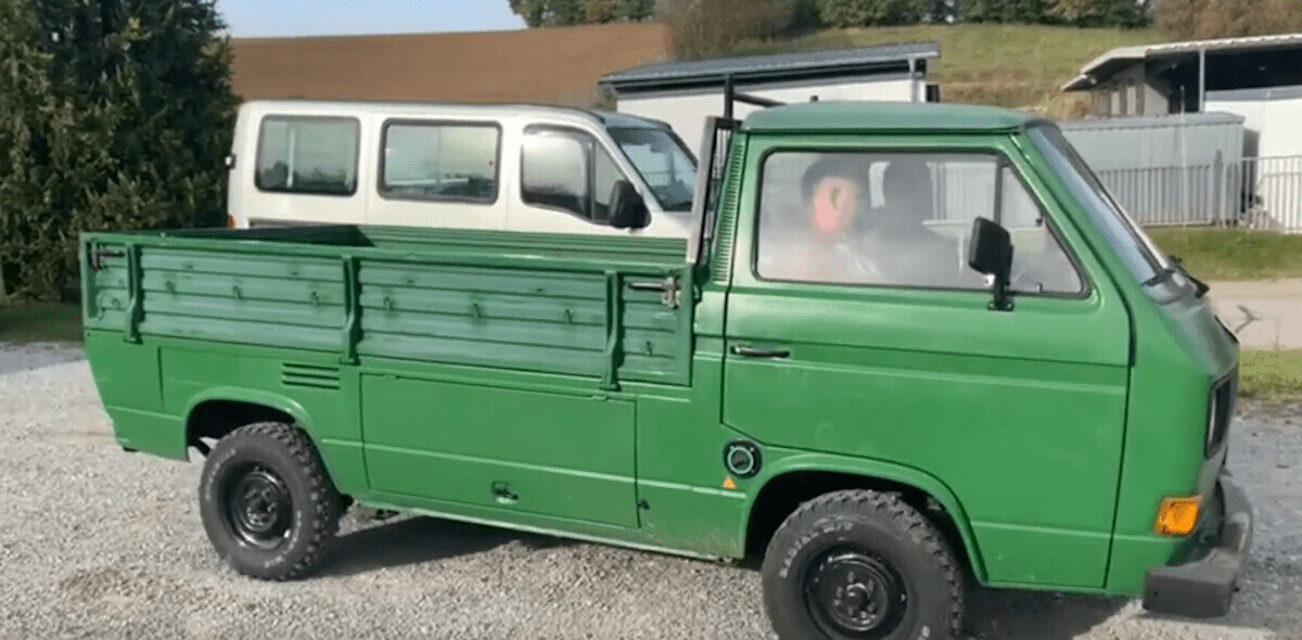 Watch these crazy Germans put a Tesla motor in a vintage VW truck