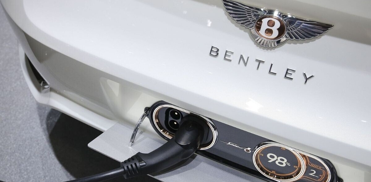 Bentley will electrify its cars starting 2025