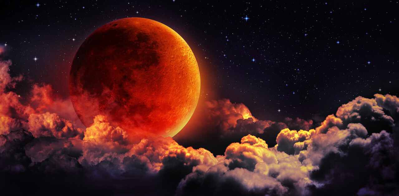 How to best watch the lunar eclipse in the US and Canada