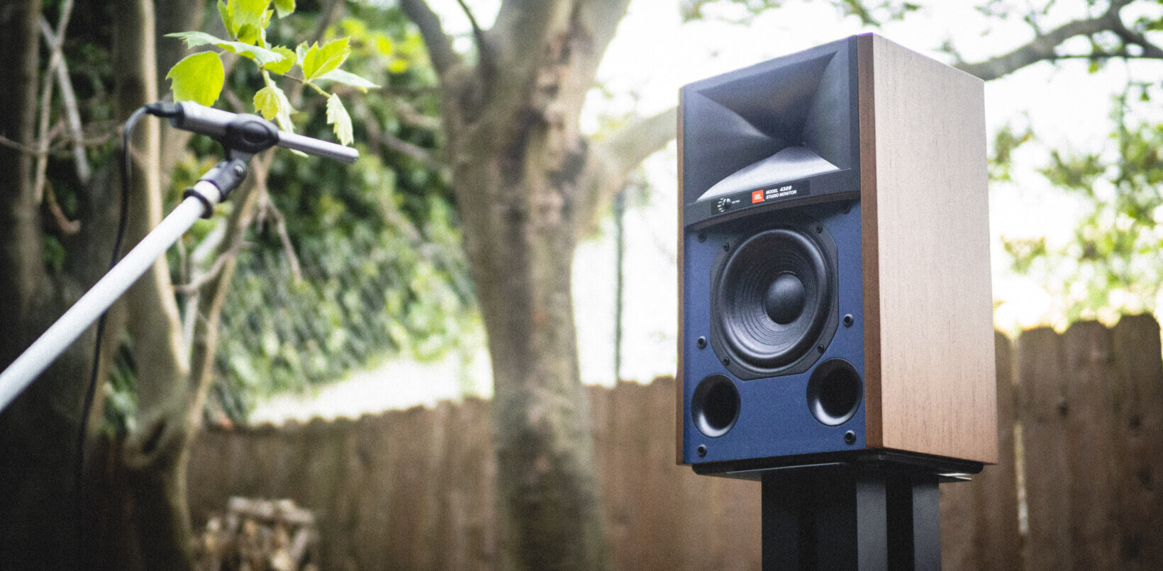 JBL 4309 Review: These retro speakers create a stunning soundstage