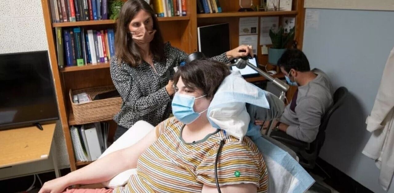 Brain implant relieves woman’s depression by zapping her with electricity