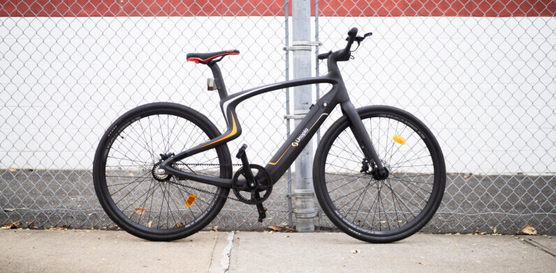Hands-on: Urtopia’s 13 kg carbon fiber ebike promises big smarts