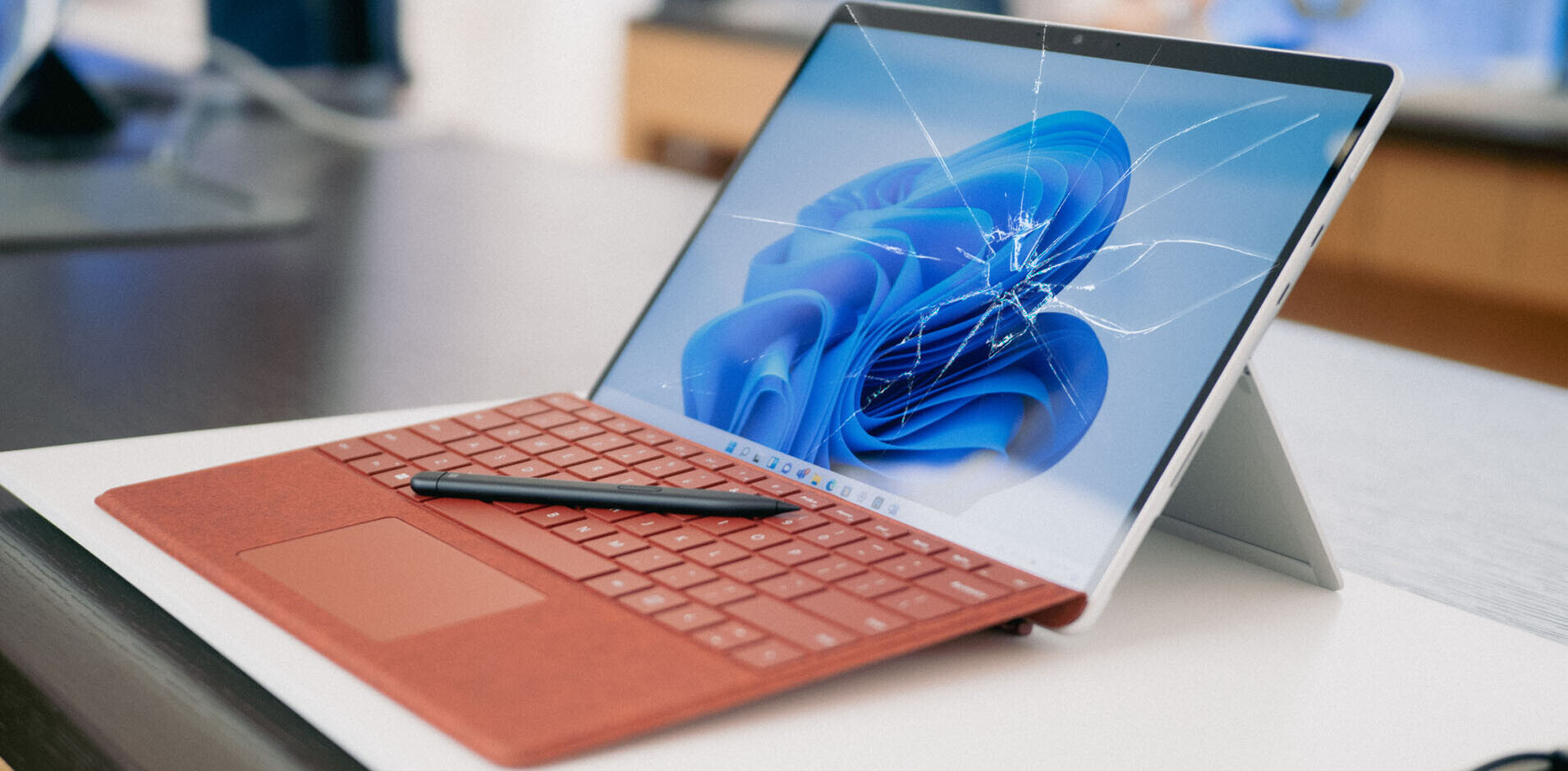 Following Apple, Microsoft made it easier to buy Surface repair tools