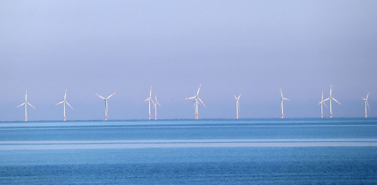 Great job! Bulgaria’s first offshore wind turbine will be used to produce gas