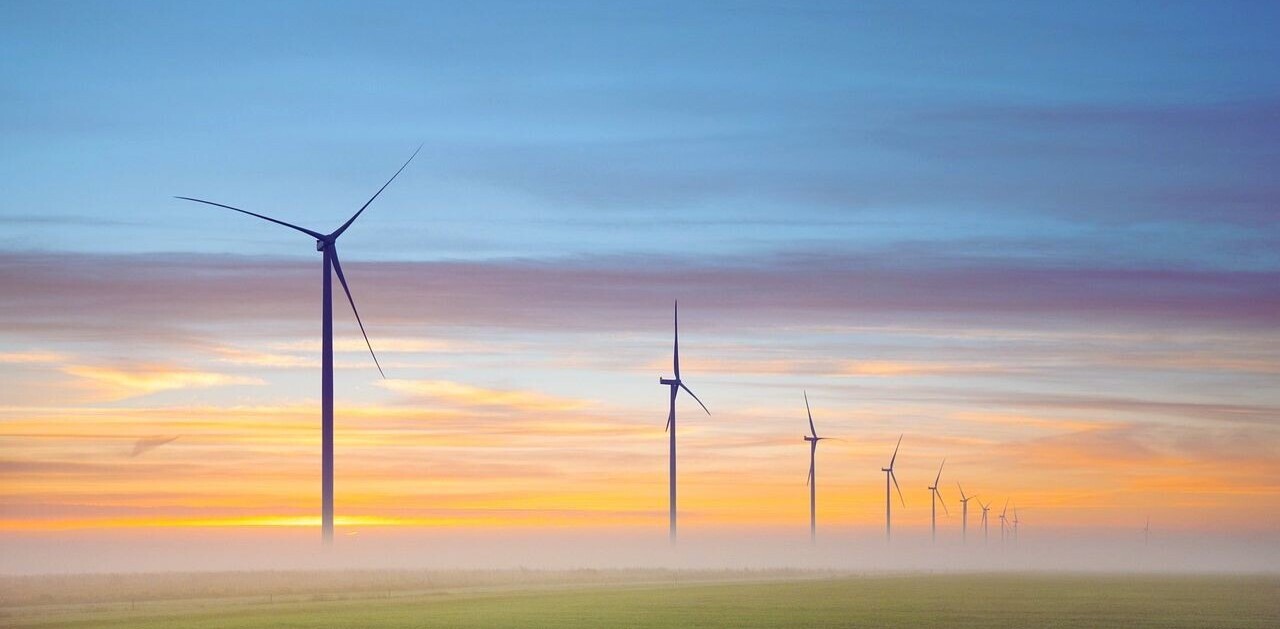 UK at risk of lagging behind EU and US in clean energy investment race