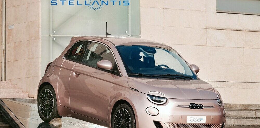 Stellantis inks €10B in deals to secure chip supply for EVs