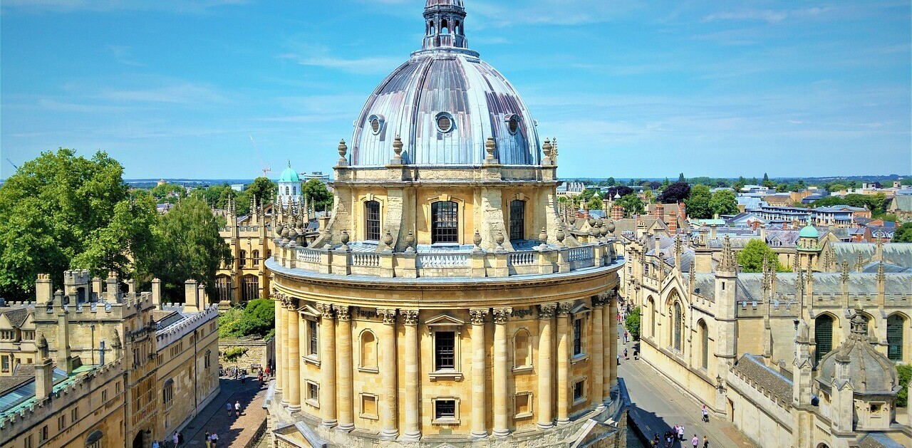 UK universities urged to reduce equity stakes in their spinouts