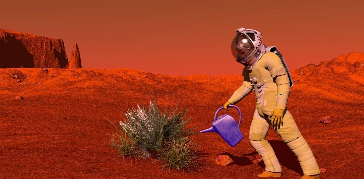 ESA orbiter discovers huge ice water deposits at Mars’ equator
