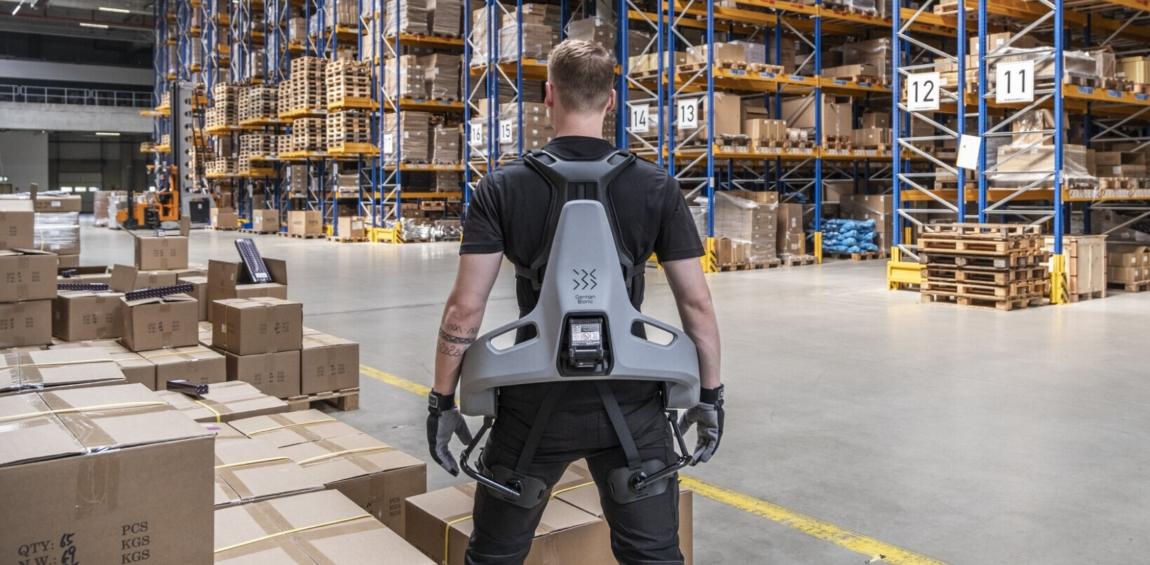 New exoskeleton for humans comes with AI brain — and muscle memory