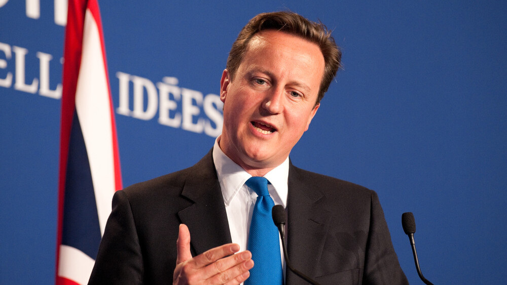 David Cameron announces £50 million programme to bring free Wi-Fi to UK trains from 2017