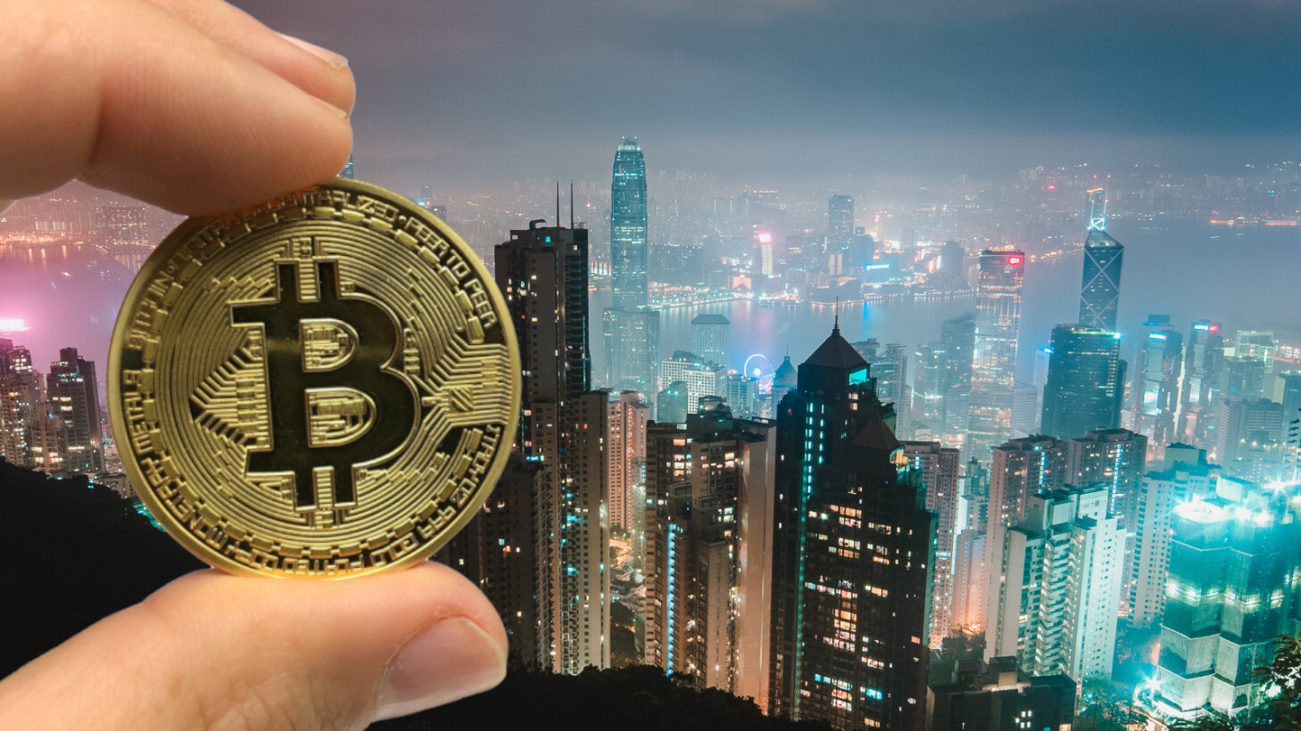 Hong Kong: Bitcoin ‘millionaire’ throws money from rooftop, gets arrested