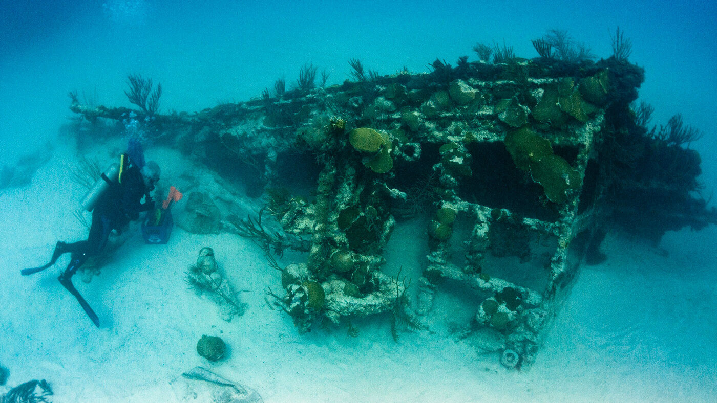 This AI can spot sunken ships from the damn sky