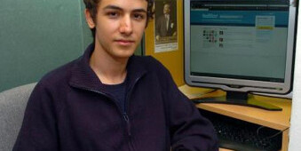 An Interview with the Turkish boy behind ‘that’ Twitter bug