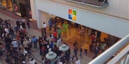 Microsoft Should Totally Pull Off An Apple For Windows Phone 7 Launch
