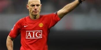 Nike sneakers featuring Firefox, Twitter and Google. You want one, you know you do.