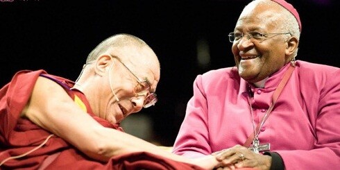 Video: Dalai Lama & Archbishop Desmond Tutu ‘hang out’ on Google+