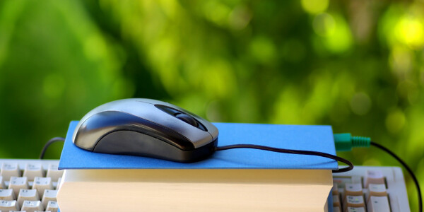 Online education startup P2PU expands with 5 languages and 15 new courses
