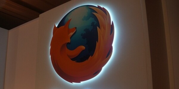 Sony jumps on the Mozilla bandwagon, will launch Firefox OS device in 2014