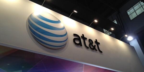 AT&T signs roaming deal with The Cloud to offer customers access to 16,000 free WiFi spots in the UK