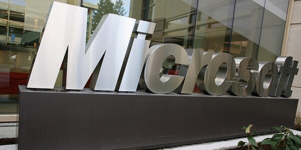 This week at Microsoft: SkyDrive, Windows Phone, and Blue