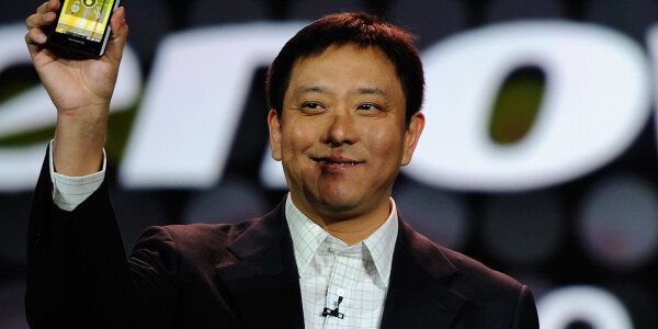Lenovo refuses to say if it will buy BlackBerry. Here’s why it should.