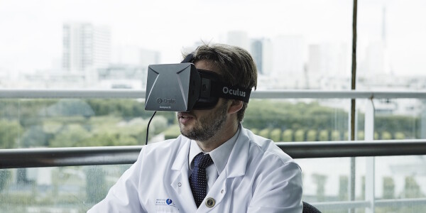 Oculus Rift allows medical students to experience a procedure from a surgeon’s perspective