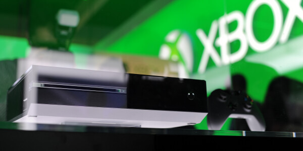 Microsoft drops the price of the Xbox One to £329.99 in the UK