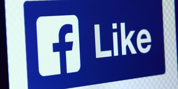 Why clicking ‘Like’ is making you dumb