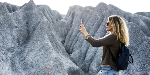 8 ways Snapchat’s custom stories can improve brand engagement