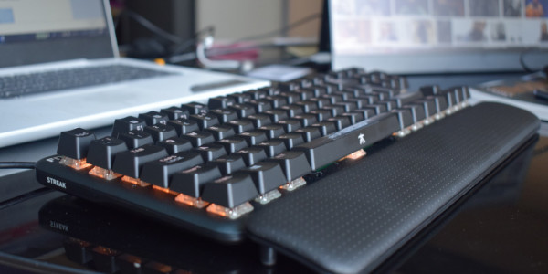 Review: The Fnatic miniSTREAK is a solid gaming keyboard for under $100