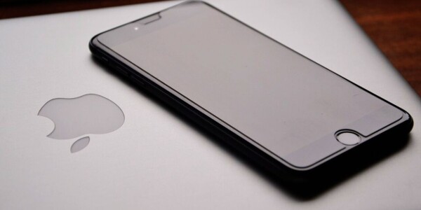 EU tells Apple to ‘open gates’ to competitors