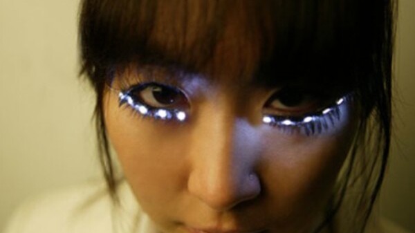 Attention Lady Gaga: your LED eyelashes have arrived