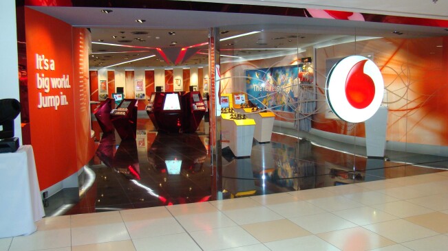 Vodafone loses 375,000 Australian customers over poor mobile reception