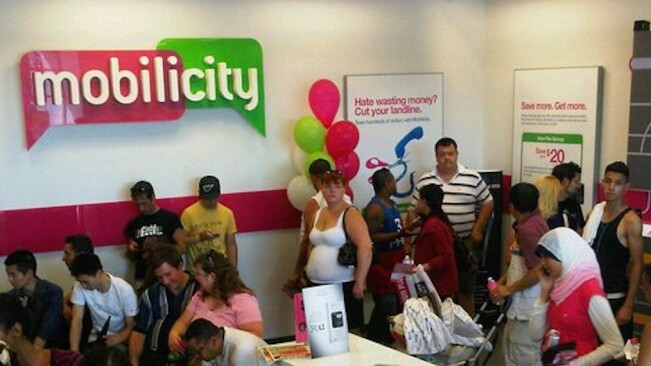 Toronto resident launches $389m crowdfunding campaign to buy out Canadian carrier Mobilicity