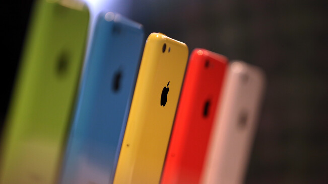iPhone 5s and 5c sales top 9m over Apple’s opening weekend, while 200m devices are already running iOS 7