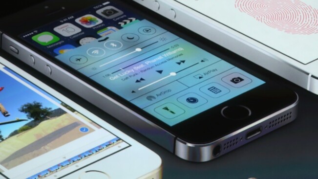 Roundup: Here’s what the first reviews say about the iPhone 5s and iPhone 5c