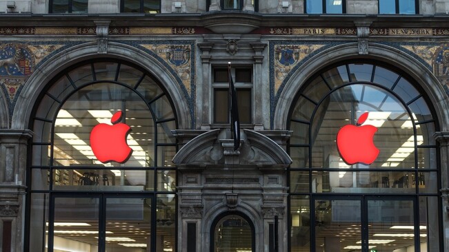 Will Topsy help Apple finally go social?
